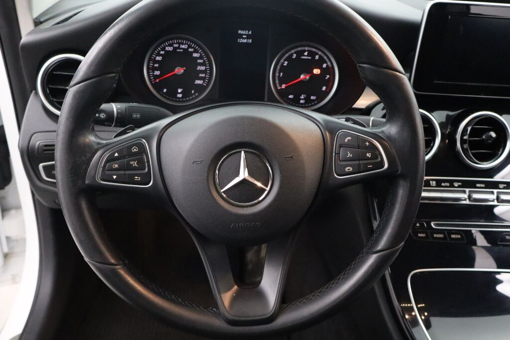 Mercedes-Benz C 2017 180 A Premium Business / LED-ajovalot / Bluetooth / Navi