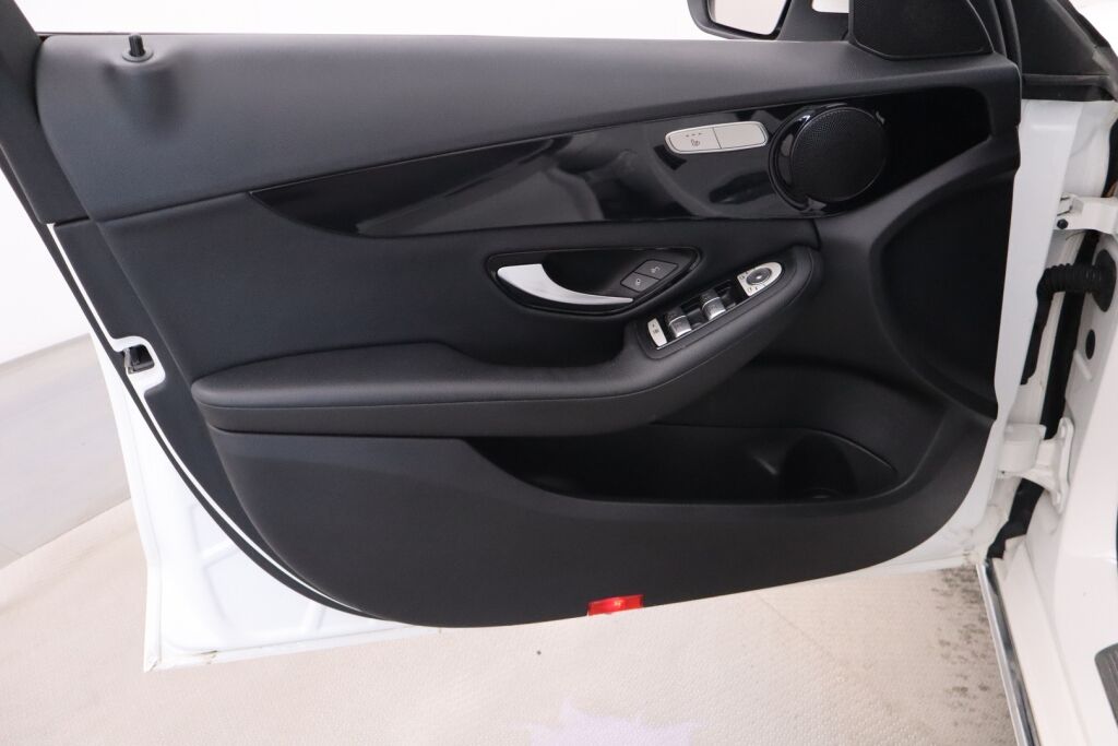 Mercedes-Benz C 2017 180 A Premium Business / LED-ajovalot / Bluetooth / Navi
