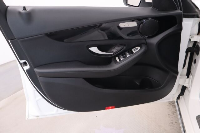 Mercedes-Benz C 2017 180 A Premium Business / LED-ajovalot / Bluetooth / Navi