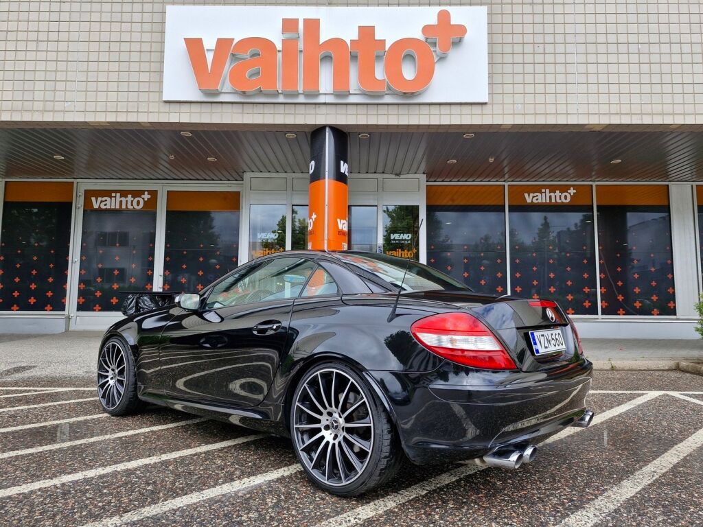 Mercedes-Benz SLK 2005 350 V6 Roadster A / Webasto / Xenon / Nahkaverhoilu / Air scarf / Hyvin huollettu / Uudet kesärenkaat