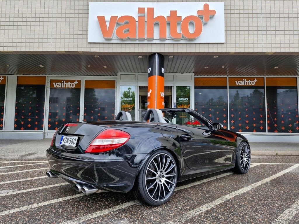 Mercedes-Benz SLK 2005 350 V6 Roadster A / Webasto / Xenon / Nahkaverhoilu / Air scarf / Hyvin huollettu / Uudet kesärenkaat