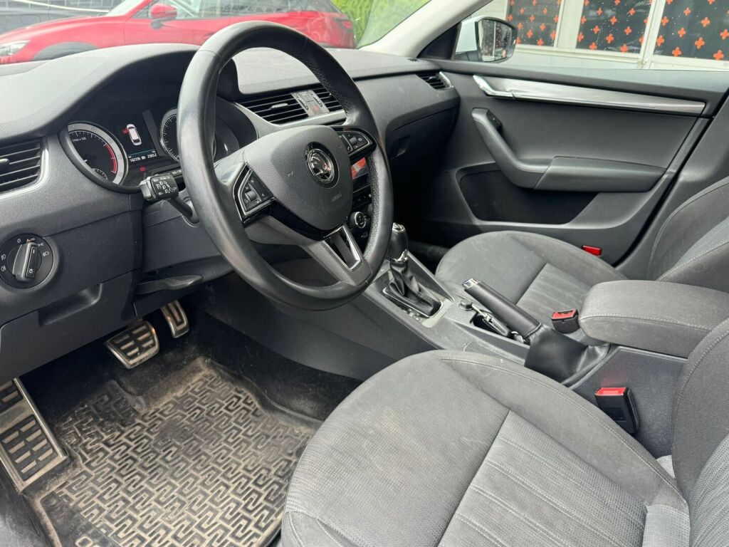 Skoda Octavia 2018 Combi 1,5 TSI Style DSG Autom. / Suomiauto / Webasto / Peruutuskamera / Merkkihuollettu