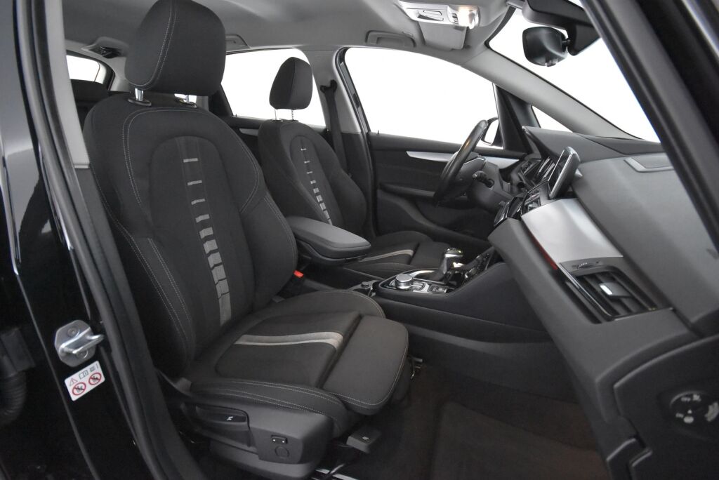 BMW 225 2018 F45 Active Tourer 225xe A Business / Metalliväri / Hifi / Lämp.ratti /