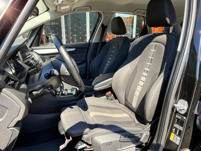 BMW 225 2018 F45 Active Tourer 225xe A Business / Metalliväri / Hifi / Lämp.ratti / SOH 72,1%