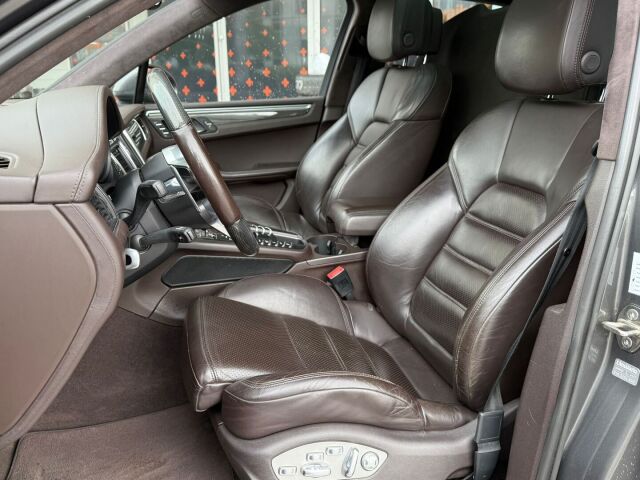 Porsche MACAN 2014 S Diesel / Sport Chrono Plus / Bose / Acc / Vetokoukku / 12-suuntaiset istuimet muistilla
