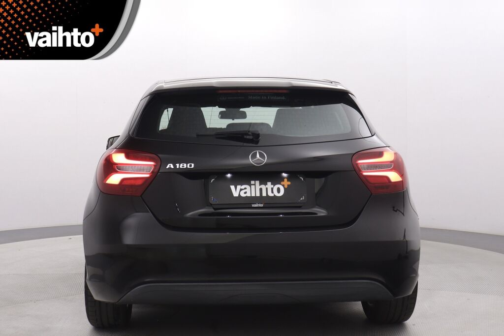 Mercedes-Benz A 2016 180 A Premium Business / 1-omistaja / Kattoluukku / Kamera / Webasto / Juuri huollettu