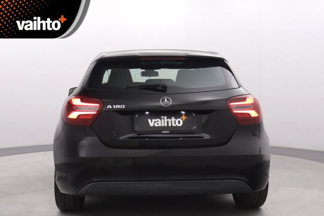 Mercedes-Benz A 2016 180 A Premium Business / 1-omistaja / Kattoluukku / Kamera / Webasto / Juuri huollettu