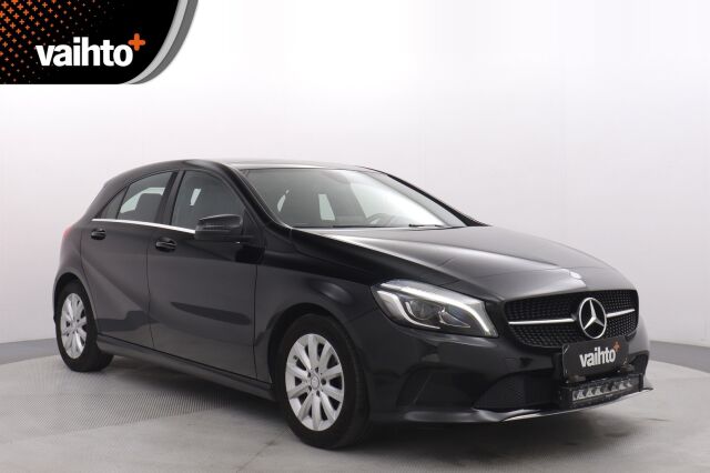 Mercedes-Benz A 2016 180 A Premium Business / 1-omistaja / Kattoluukku / Kamera / Webasto / Juuri huollettu