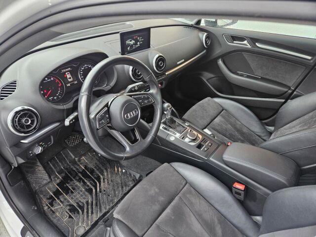Audi A3 2016 Sedan Business Sport SE 1,0 TFSI 85 kW S tronic / Nahka alcantara /  Tutka / aut.ilmastointi / Hyvä huoltohistoria /