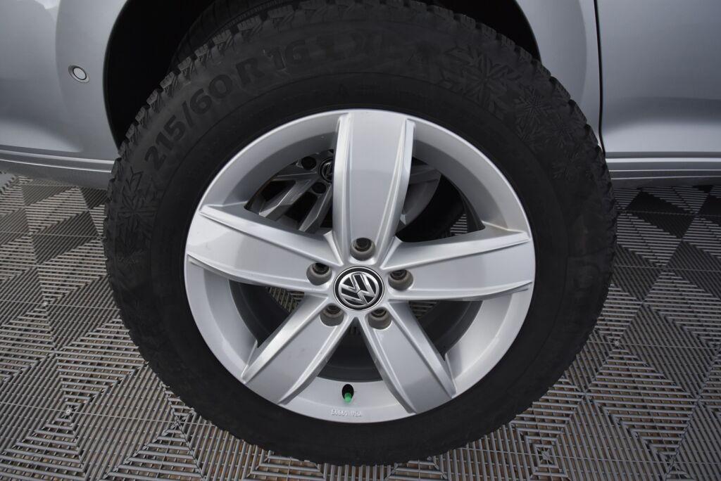Volkswagen Passat 2017 Variant Comfortline 1,4 TSI 92 kW (125 hv) DSG / Suomiauto / Tutkat / Vakionopeudensäädin