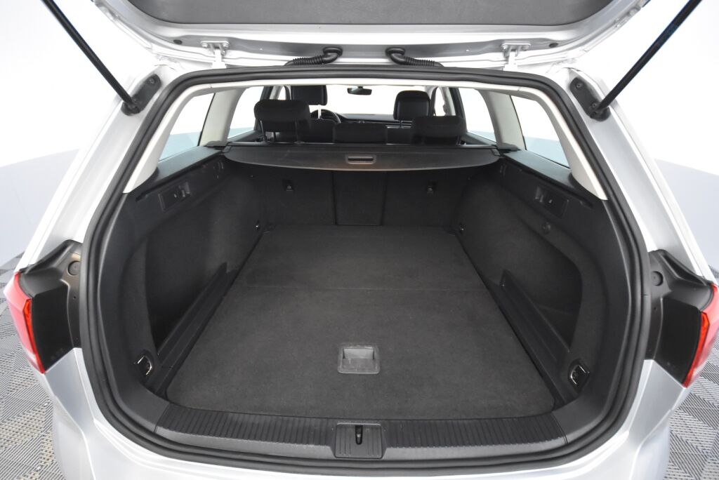 Volkswagen Passat 2017 Variant Comfortline 1,4 TSI 92 kW (125 hv) DSG / Suomiauto / Tutkat / Vakionopeudensäädin