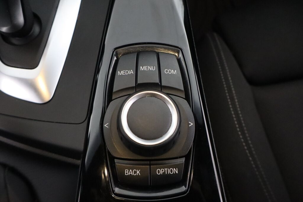 BMW 420 2018 F36 Gran Coupe 420d A xDrive Business Sport / Neliveto / Led / Lämmitettävä ohjauspyörä / Bluetooth