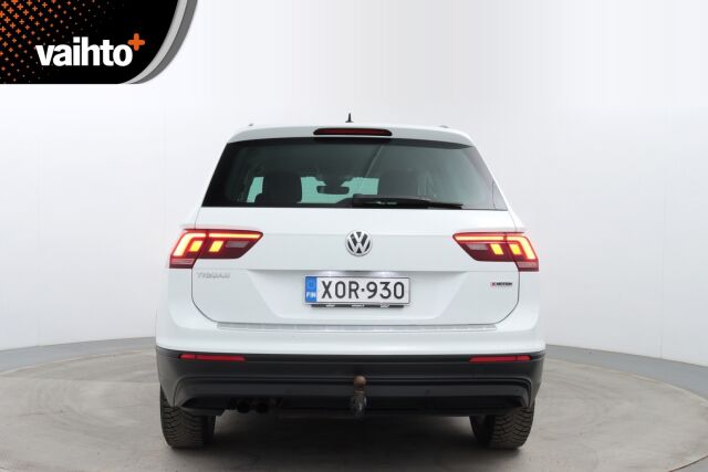 Volkswagen Tiguan 2018 Comfortline 2,0 TDI 110 kW 4MOTION / Suomiauto / Adapt. vakkari / Webasto / Sähk. vetokoukku - RAHOITUS TÄHÄN AUTOON VAIN 3.99% - 