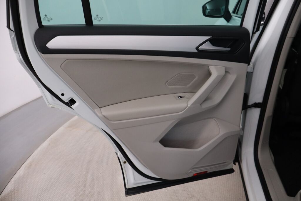 Volkswagen Tiguan 2018 Comfortline 2,0 TDI 110 kW 4MOTION / Suomiauto / Adapt. vakkari / Webasto / Sähk. vetokoukku - RAHOITUS TÄHÄN AUTOON VAIN 3.99% - 