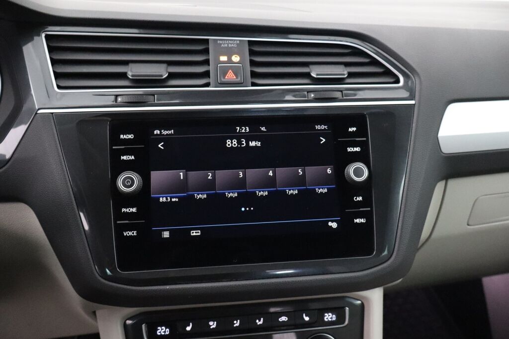 Volkswagen Tiguan 2018 Comfortline 2,0 TDI 110 kW 4MOTION / Suomiauto / Adapt. vakkari / Webasto / Sähk. vetokoukku - RAHOITUS TÄHÄN AUTOON VAIN 3.99% - 