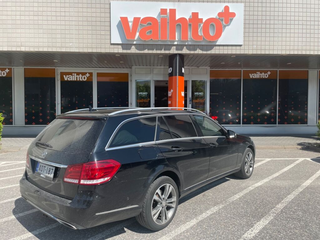 Mercedes-Benz E 2013 250 CDI BE T 4Matic A Premium Business / Airmatic/ Navi/ Koukku