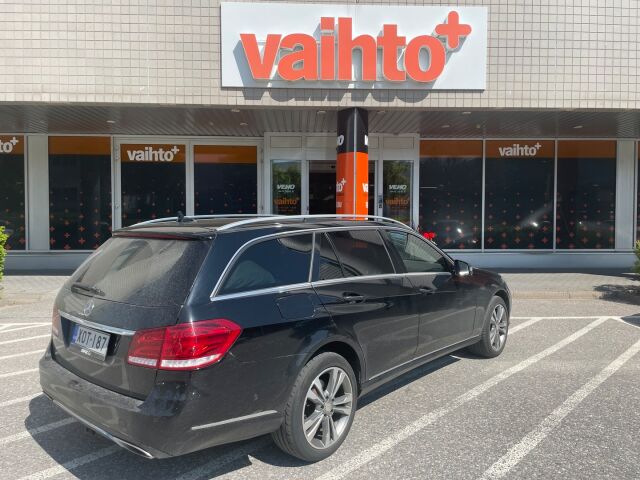Mercedes-Benz E 2013 250 CDI BE T 4Matic A Premium Business / Airmatic/ Navi/ Koukku