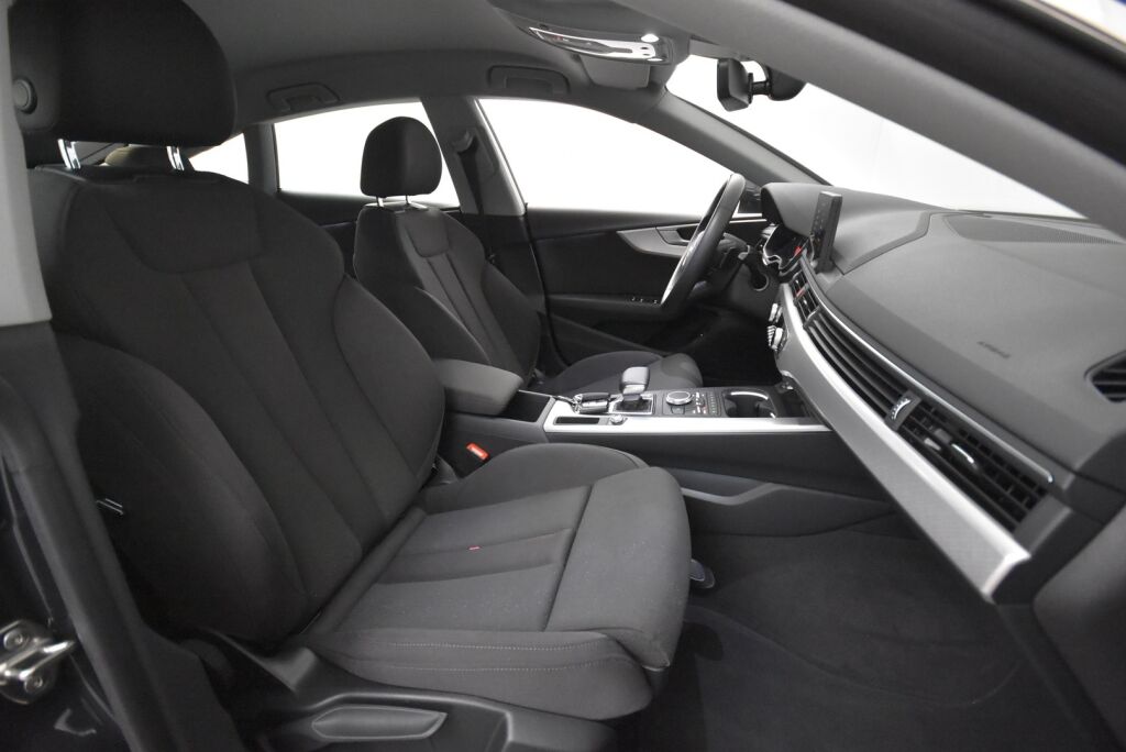 Audi A5 2018 Sportback Business Sport Comfort Edition 2,0 TFSI 140 kW S tronic MHEV / Webasto / Merkkihuoltohistoria / Koukku / Led valot /