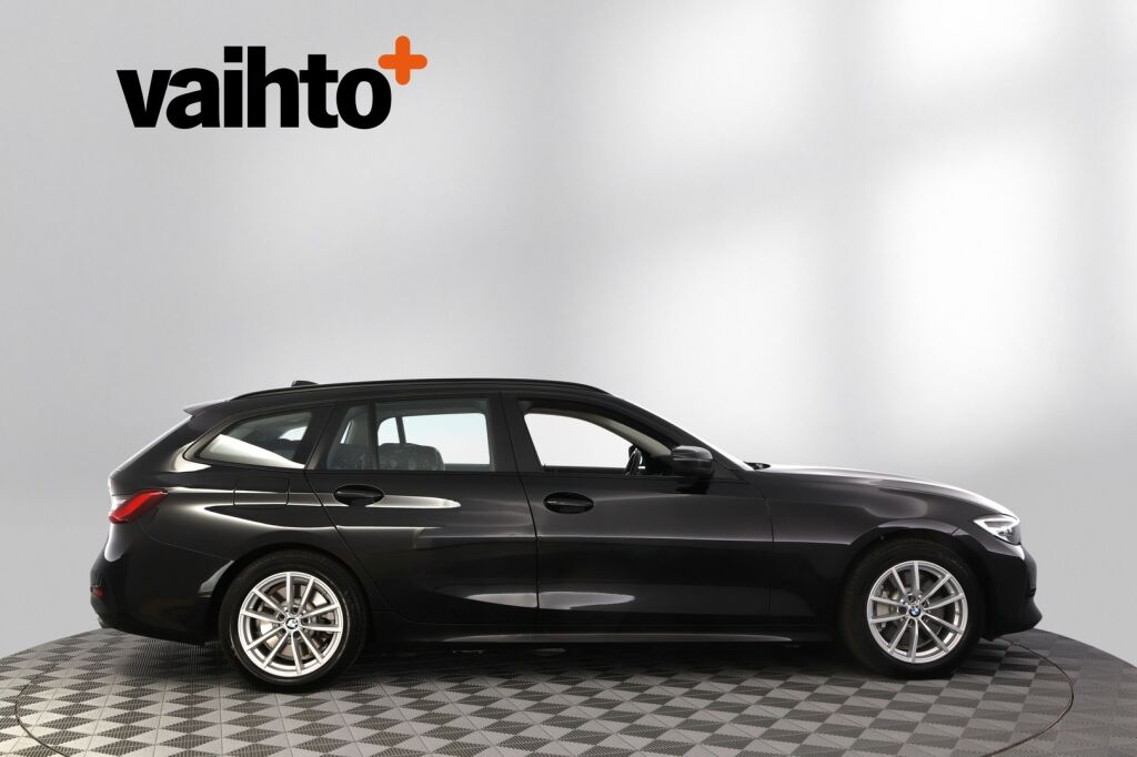 BMW 330 2021 G21 Touring 330e xDrive A Charged Edition / Suomiauto / BMW Live Cockpit Prof / Navigointi