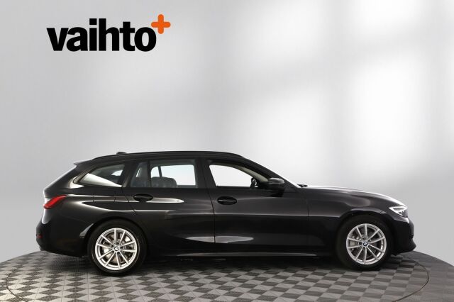 BMW 330 2021 G21 Touring 330e xDrive A Charged Edition / Suomiauto / BMW Live Cockpit Prof / Navigointi