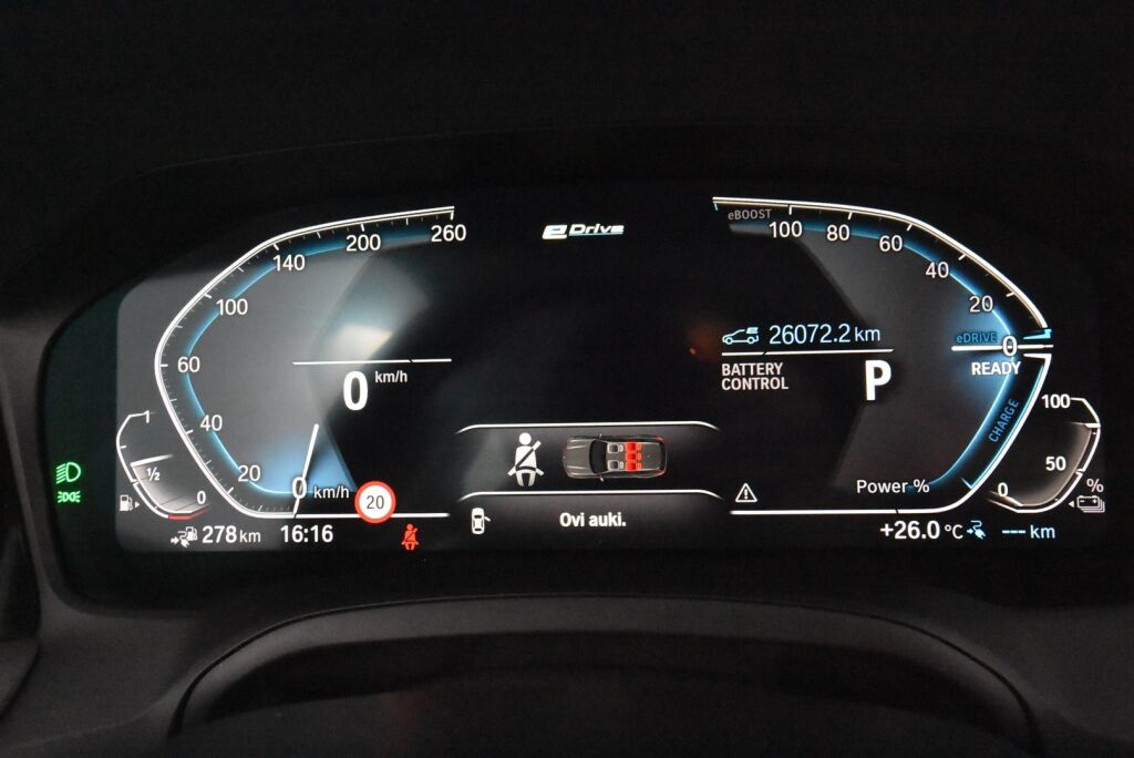 BMW 330 2021 G21 Touring 330e xDrive A Charged Edition / Suomiauto / BMW Live Cockpit Prof / Navigointi