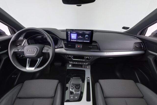 Audi Q5 2022 Advanced 50 TFSI e 220 kW quattro S tronic Electrified Edition / S-Line sisäpaketti / 1-Om / ACC / Digimittaristo / Tehdaskoukku