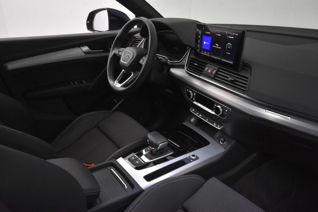 Audi Q5 2022 Advanced 50 TFSI e 220 kW quattro S tronic Electrified Edition / S-Line sisäpaketti / 1-Om / ACC / Digimittaristo / Tehdaskoukku