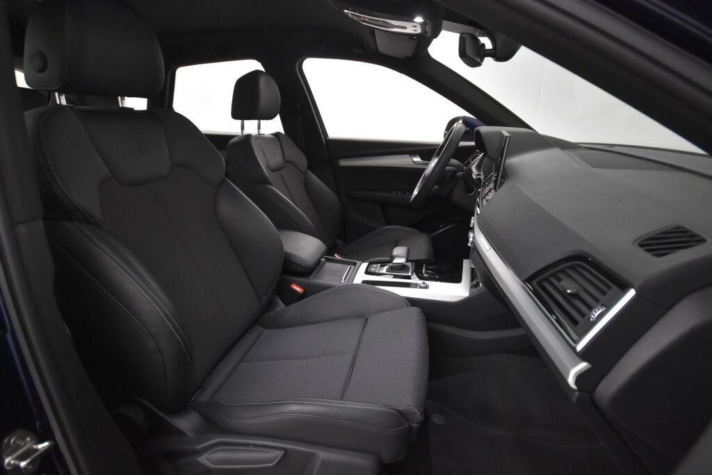 Audi Q5 2022 Advanced 50 TFSI e 220 kW quattro S tronic Electrified Edition / S-Line sisäpaketti / 1-Om / ACC / Digimittaristo / Tehdaskoukku