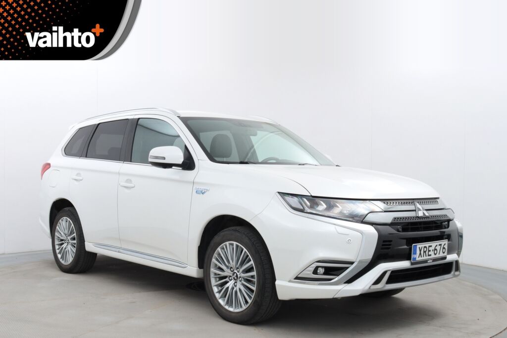 Mitsubishi Outlander PHEV 2019 Instyle 4WD 5P / Merkkihuollettu / Vetokoukku / Remote control / Timantti nahat / Keyless Go / LEDit / 360° / BLIS