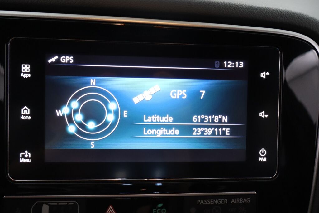 Mitsubishi Outlander PHEV 2019 Instyle 4WD 5P / Merkkihuollettu / Vetokoukku / Remote control / Timantti nahat / Keyless Go / LEDit / 360° / BLIS