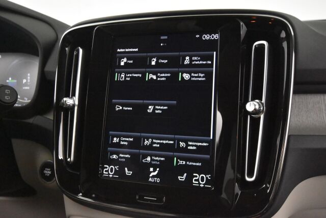 Volvo XC40 2022 T4 TwE Business Inscription Edition aut /   Adapt.vakkari / Navi / KeyLessGo / Peruutuskamera /