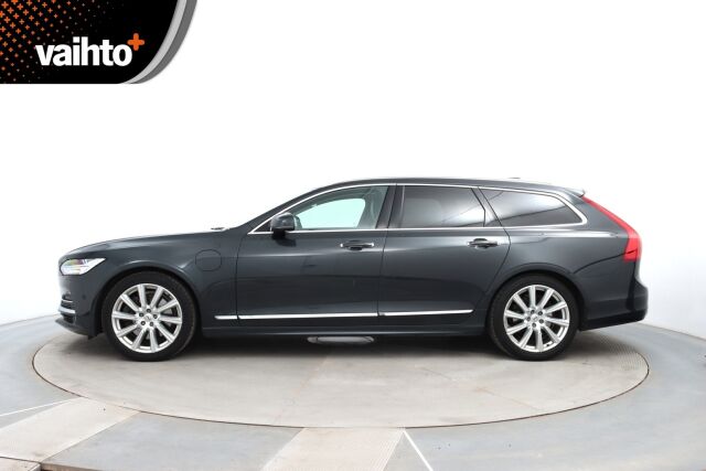 Volvo V90 2019 T8 AWD Business R-Design aut. / Adapt. vakk / Thors hammer / VOC / Navi / KeylessGO /