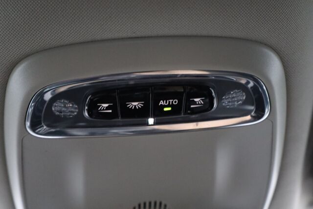 Volvo V90 2019 T8 AWD Business R-Design aut. / Adapt. vakk / Thors hammer / VOC / Navi / KeylessGO /