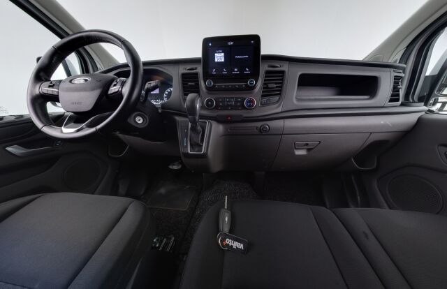 Ford Transit Custom 2019 340 2,0TDCi 130 hv A6 Etuveto Trend Van L2H1 / Vetokoukku / Vaneroitu takatila /