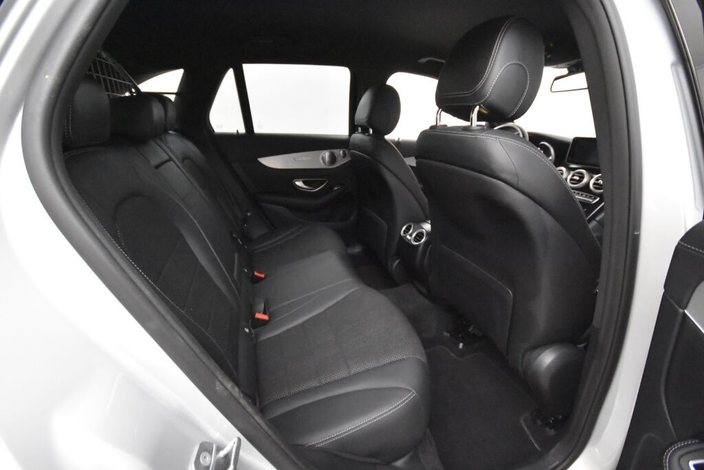 Mercedes-Benz GLC 2017 350 e 4Matic A Premium Business / Navi / Vetokoukku / Kamera / Burmester - RAHOITUS TÄHÄN AUTOON VAIN 3.99% - 