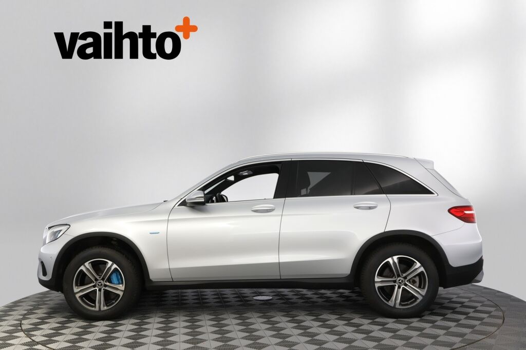 Mercedes-Benz GLC 2017 350 e 4Matic A Premium Business / Navi / Vetokoukku / Kamera / Burmester - RAHOITUS TÄHÄN AUTOON VAIN 3.99% - 