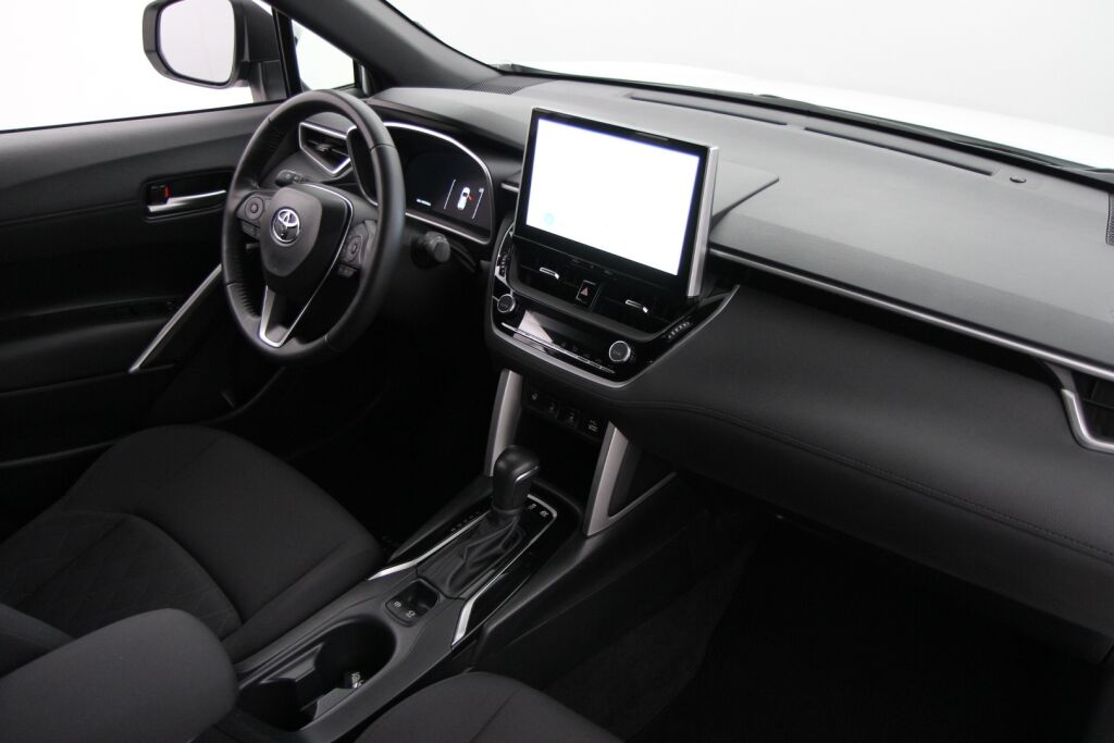 Toyota Corolla Cross 2023 2.0 Hybrid Active / Tehdastakuu / Suomiauto / 1-Omistaja / ALV / Adapt.vakkari / P-kamera