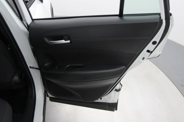 Toyota Corolla Cross 2023 2.0 Hybrid Active / Tehdastakuu / Suomiauto / 1-Omistaja / ALV / Adapt.vakkari / P-kamera