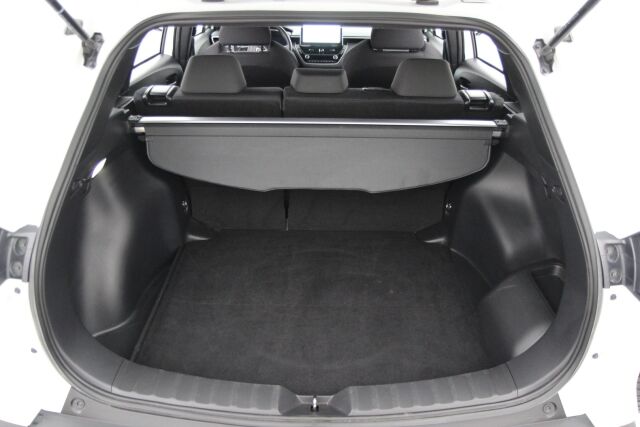 Toyota Corolla Cross 2023 2.0 Hybrid Active / Tehdastakuu / Suomiauto / 1-Omistaja / ALV / Adapt.vakkari / P-kamera
