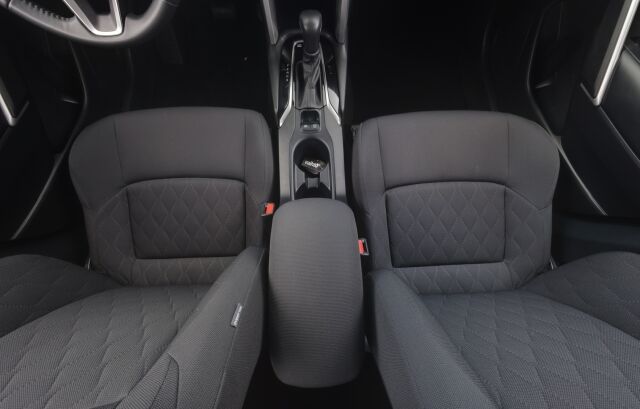 Toyota Corolla Cross 2023 2.0 Hybrid Active / Tehdastakuu / Suomiauto / 1-Omistaja / ALV / Adapt.vakkari / P-kamera