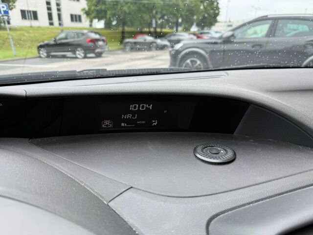 Honda Civic 2009 5D 1,4i Comfort i-Shift / Vetokoukku / Webasto / Huoltokirja