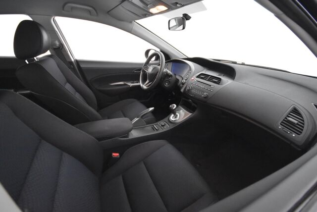 Honda Civic 2009 5D 1,4i Comfort i-Shift / Vetokoukku / Webasto / Huoltokirja