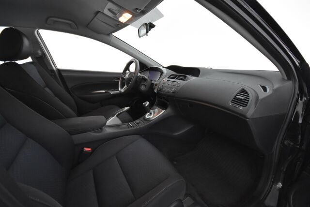 Honda Civic 2009 5D 1,4i Comfort i-Shift / Vetokoukku / Webasto / Huoltokirja