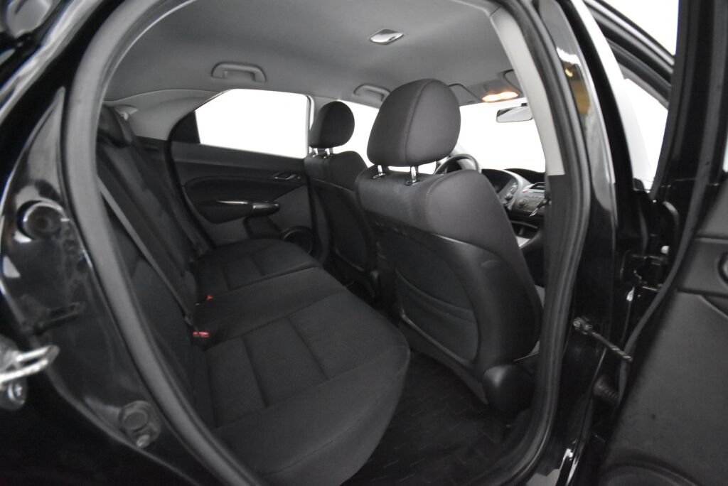 Honda Civic 2009 5D 1,4i Comfort i-Shift / Vetokoukku / Webasto / Huoltokirja