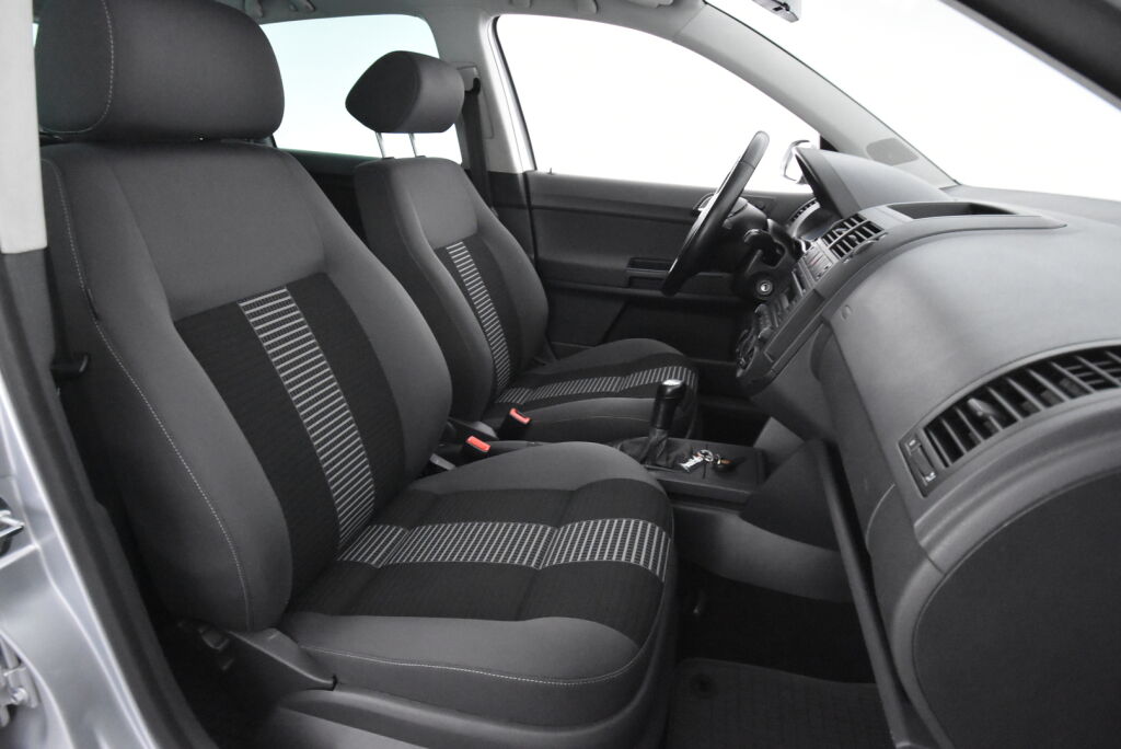 Volkswagen Polo 2009 United 1,4 59 kW / Huoltokirja / Kahdet renkaat / Jakopää tehty 2022