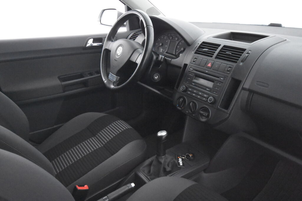 Volkswagen Polo 2009 United 1,4 59 kW / Huoltokirja / Kahdet renkaat / Jakopää tehty 2022