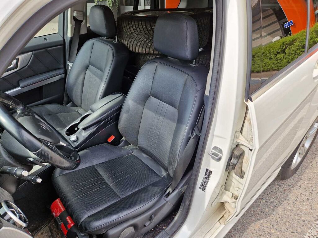 Mercedes-Benz GLK 2013 250 BlueTec 4Matic A / xenon / Koukku / Webasto / Navi