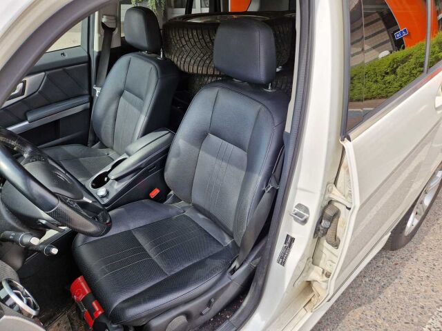 Mercedes-Benz GLK 2013 250 BlueTec 4Matic A / xenon / Koukku / Webasto / Navi