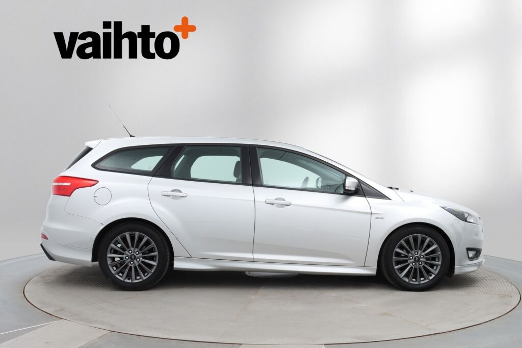 Ford Focus 2017 1,5 TDCi 120 hv Start/stop PowerShift ST-Line Wagon/  Webasto/ Bluetooth/ Juuri huollettu