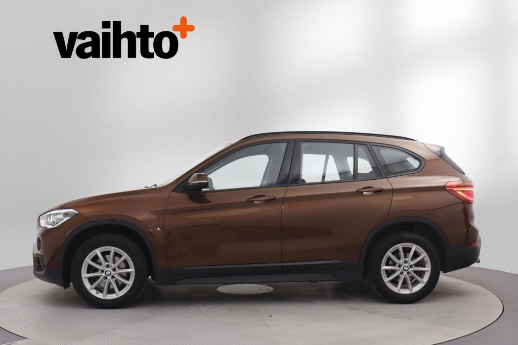 BMW X1 2016 F48 sDrive18d A Business / Suomiauto / Metalliväri / Lohko- ja sisätilanlämmitin / Peruutustutka